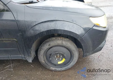 2011 Subaru Forester 2.5X Premium z USA, uszkodzony, nr VIN JF2SHBDC7BH779243